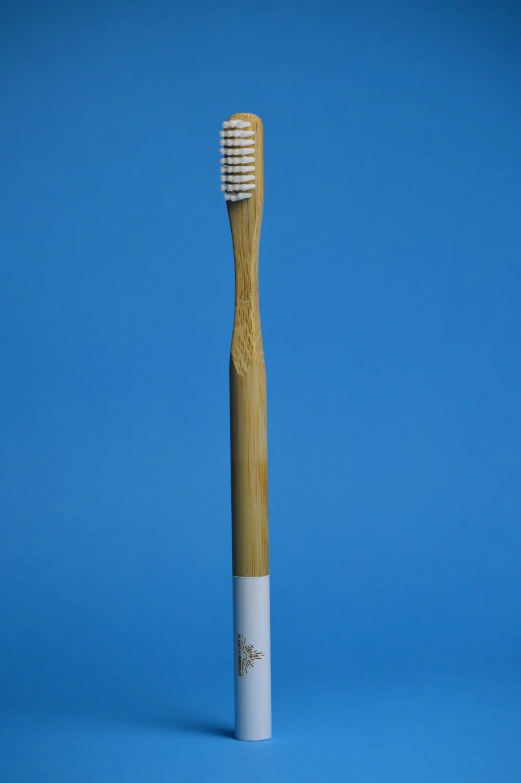 PLANTAUNIVERSE Bamboo Toothbrush - Image 15