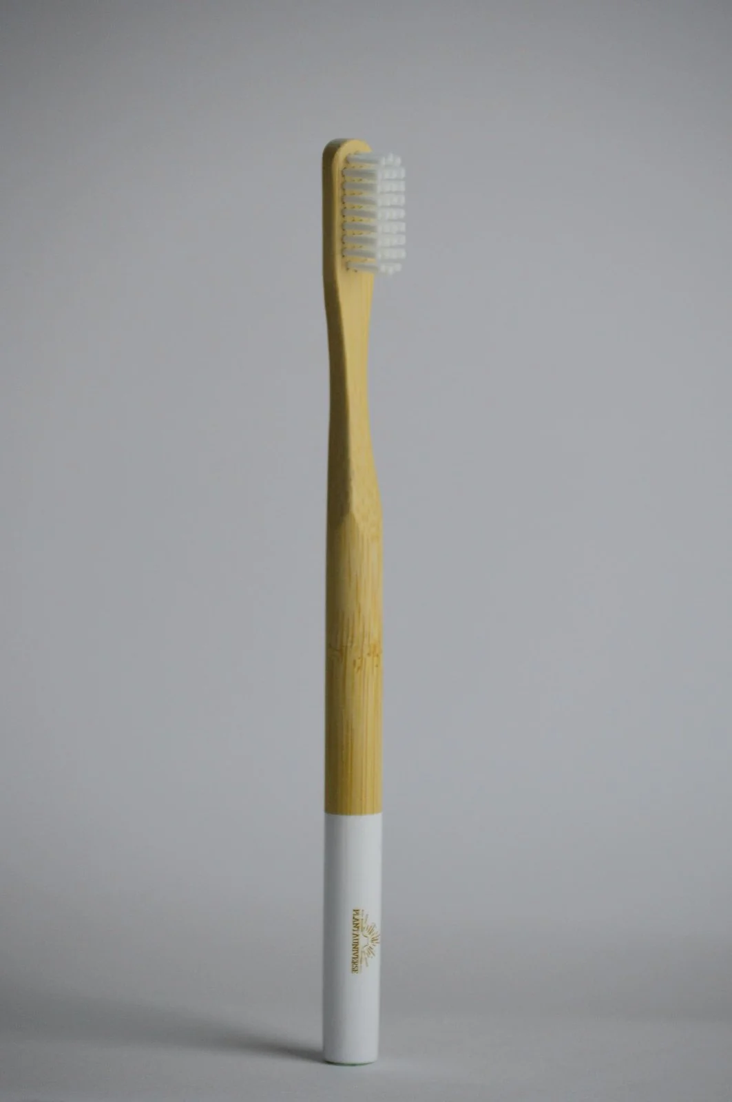 PLANTAUNIVERSE Bamboo Toothbrush - Image 3