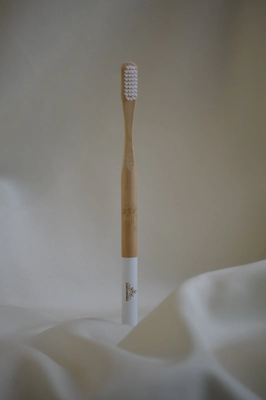 PLANTAUNIVERSE Bamboo Toothbrush - Image 5
