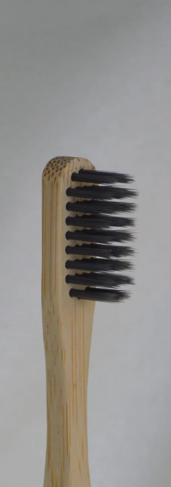PLANTAUNIVERSE Bamboo Toothbrush - Image 6