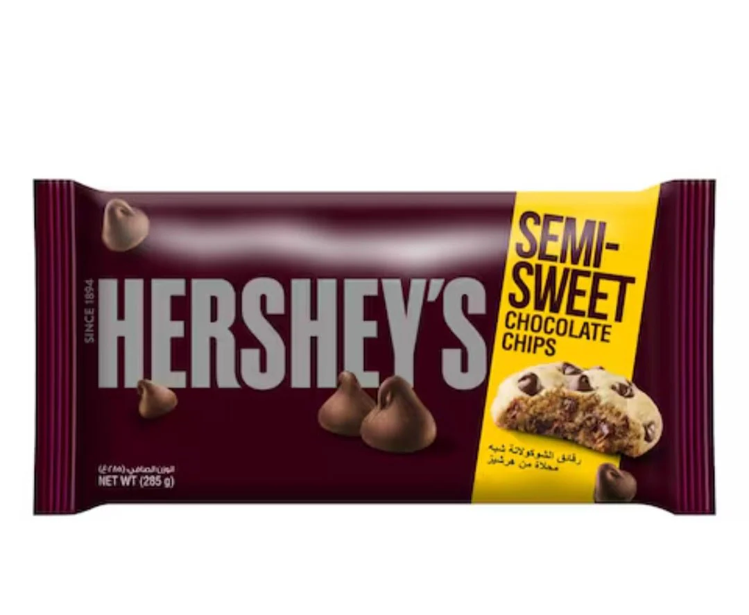 Hersheys Semi-Sweet Baking Chips 85g | هيرشيز رقائق الشوكولاتة شبه محلاة